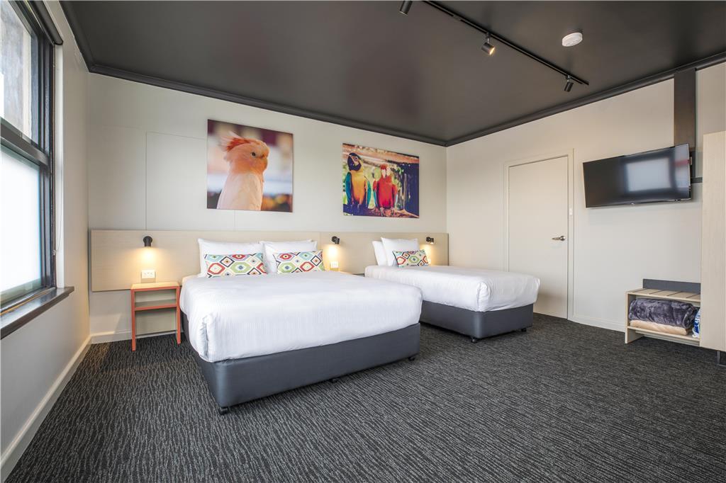 Nightcap At Chester Hill Hotel Bankstown Room photo